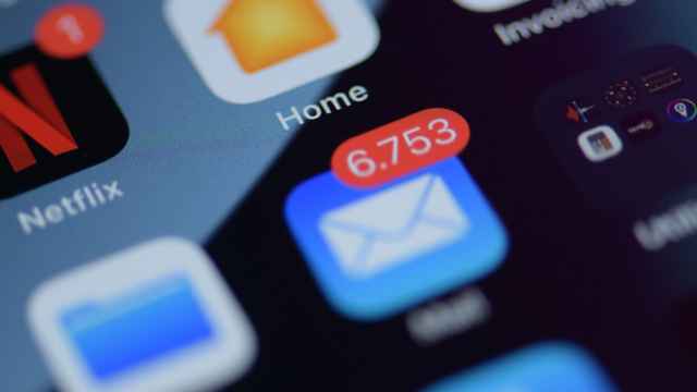 Email Adresse