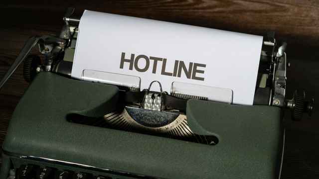 Hotline